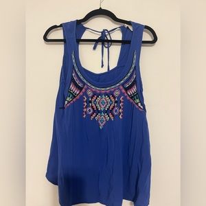 Love on a hanger blue top with cute design and tie back